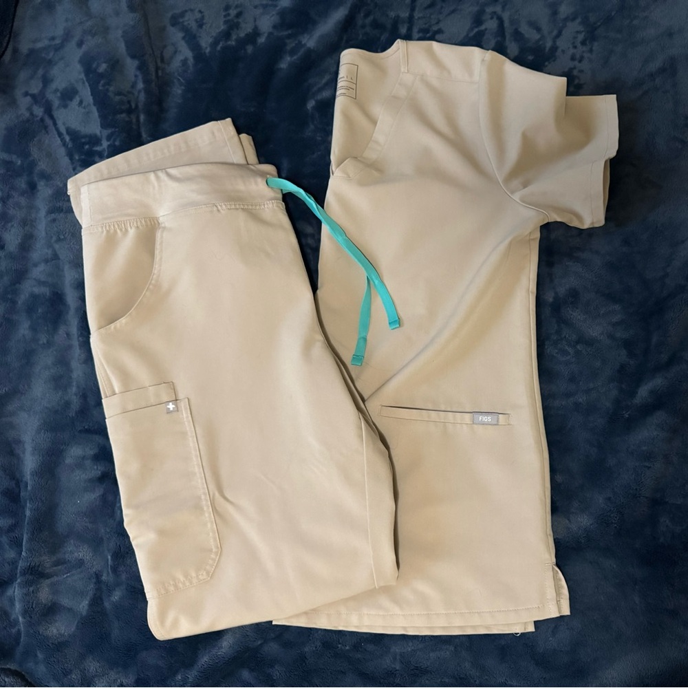FIGS scrubs